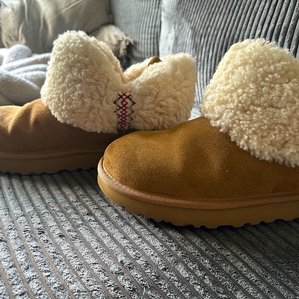 Ugg Classic Mini Braid Slip Ons